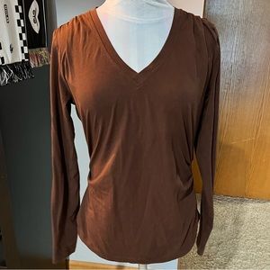 Athleta Brown Ruched Long Sleeve V-Neck T-Shirt